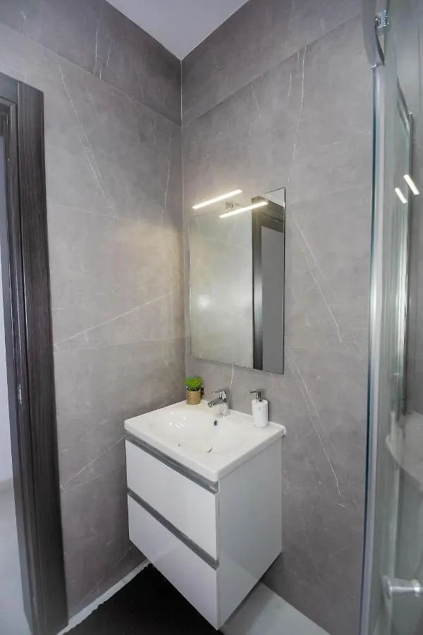 Brewmaster Residence Is-Swieqi 0*,  Malta