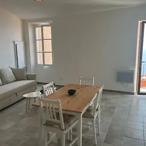  Appartement Au Coeur Du Village , Vue France