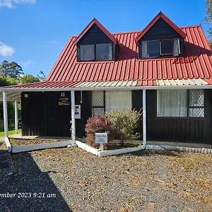 https://country-cottage-retreat-near-rotorua.rotoruahotelsnz.com