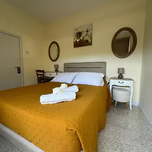  Séjour chez l'habitant Nina